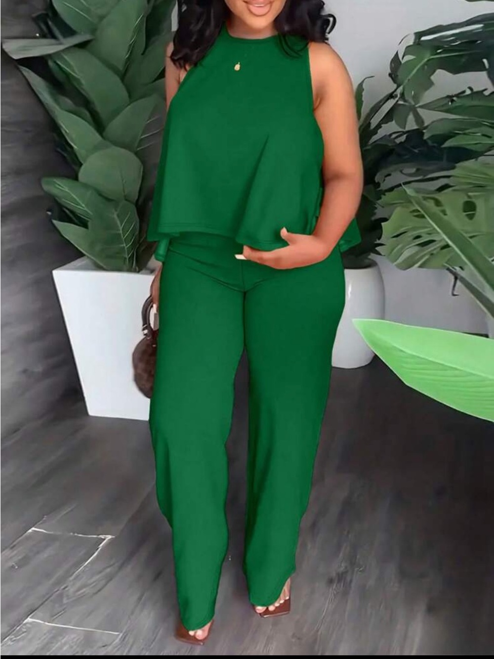 💚✨ SHEIN Slaydiva Elegant Green Two-Piece Set ✨💚